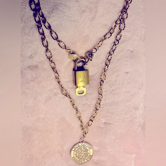 None Jewelry - Louis Vuitton LV Padlock and Key on a Stainless Steel Gold Necklace Authentic